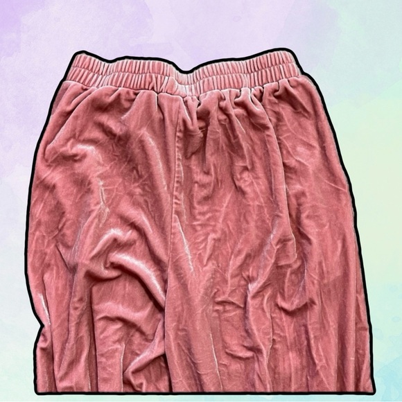 🌈 Lovely pink velvet pants - Picture 5 of 5